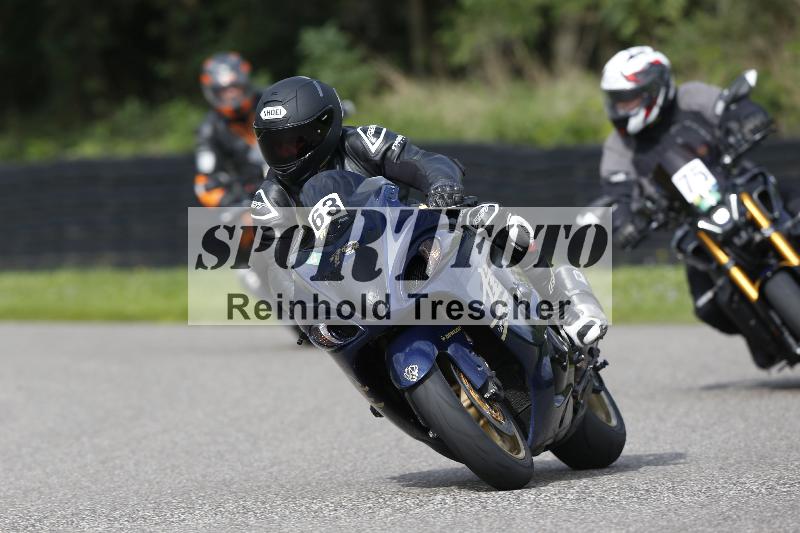 /Archiv-2025/53 16.09.2025 Track Day Domi Aegerter ADR/Gruppe gruen/63